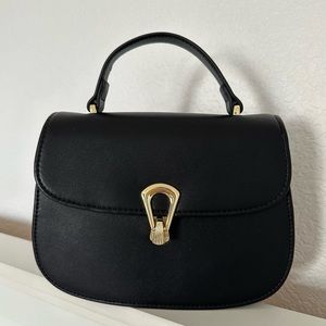 Black Crossbody